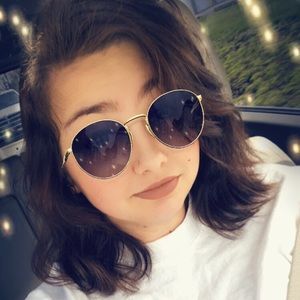 Meet your Posher, Bethany